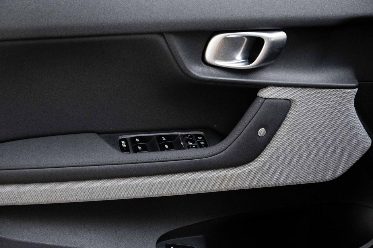 بولستار 2 Long Range Dual Motor Performance Pack | 1,556 P.M  | 0% Downpayment | Pristine Condition!