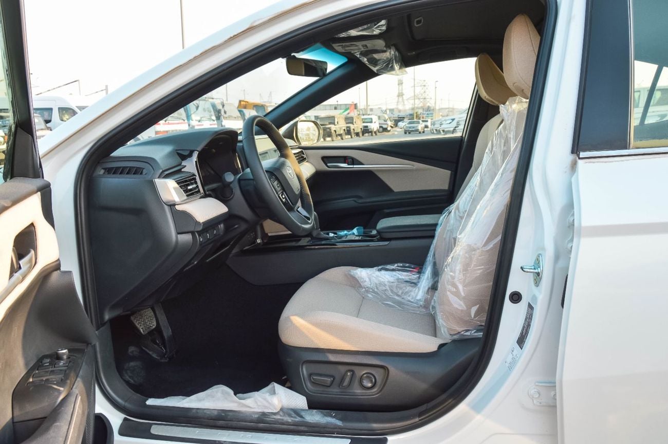 تويوتا كامري GLE 2.5L FWD PETROL SEDAN 2026