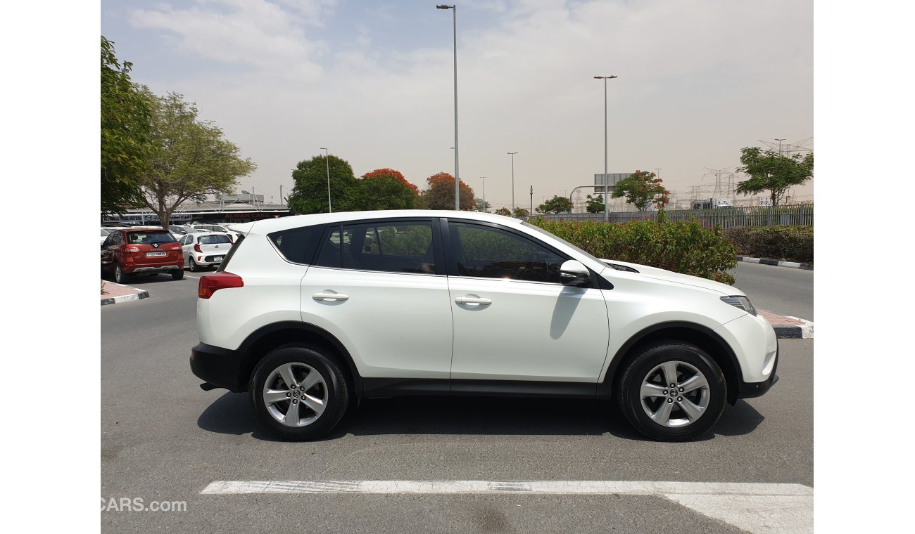 تويوتا راف ٤ Toyota RAV4 2015 - GCC - Immaculate Condition