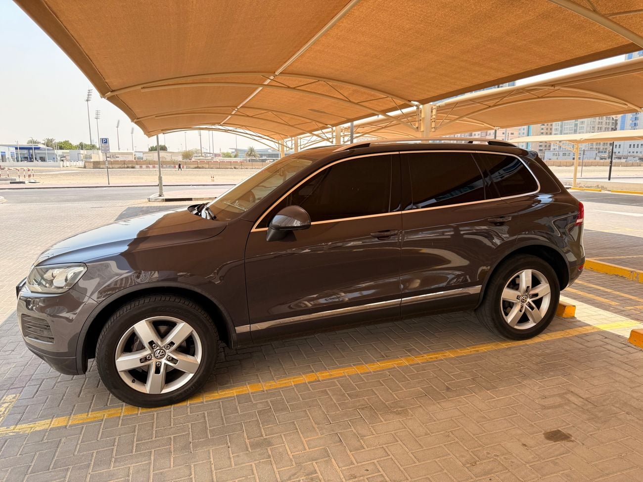 فولكس واجن طوارق SE 3.6L