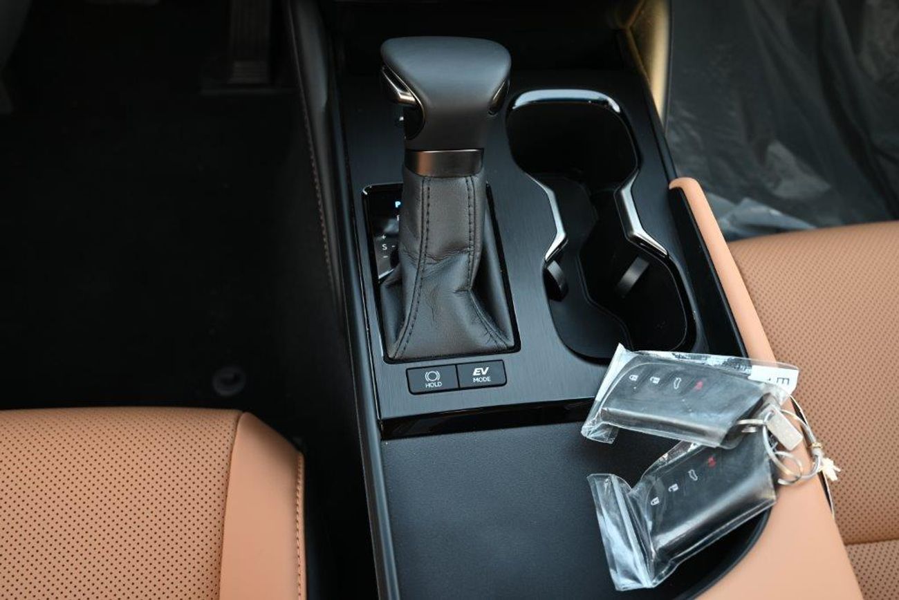 لكزس ES 300 Hybrid 2.5L 5 Seater Automatic