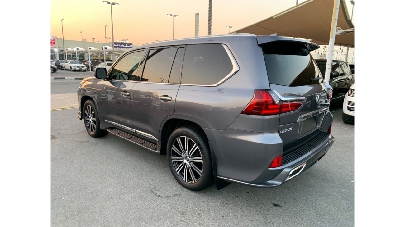 Lexus LX 570