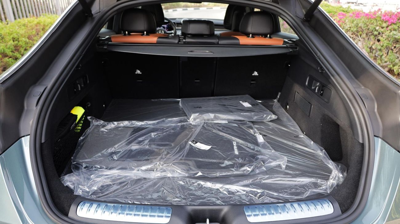 Mercedes-Benz GLC Coupe 200 AMG 4Matic EQ Boost 2026 GCC 0Km With 2 Years Unlimited Mileage Warranty @Official Dealer