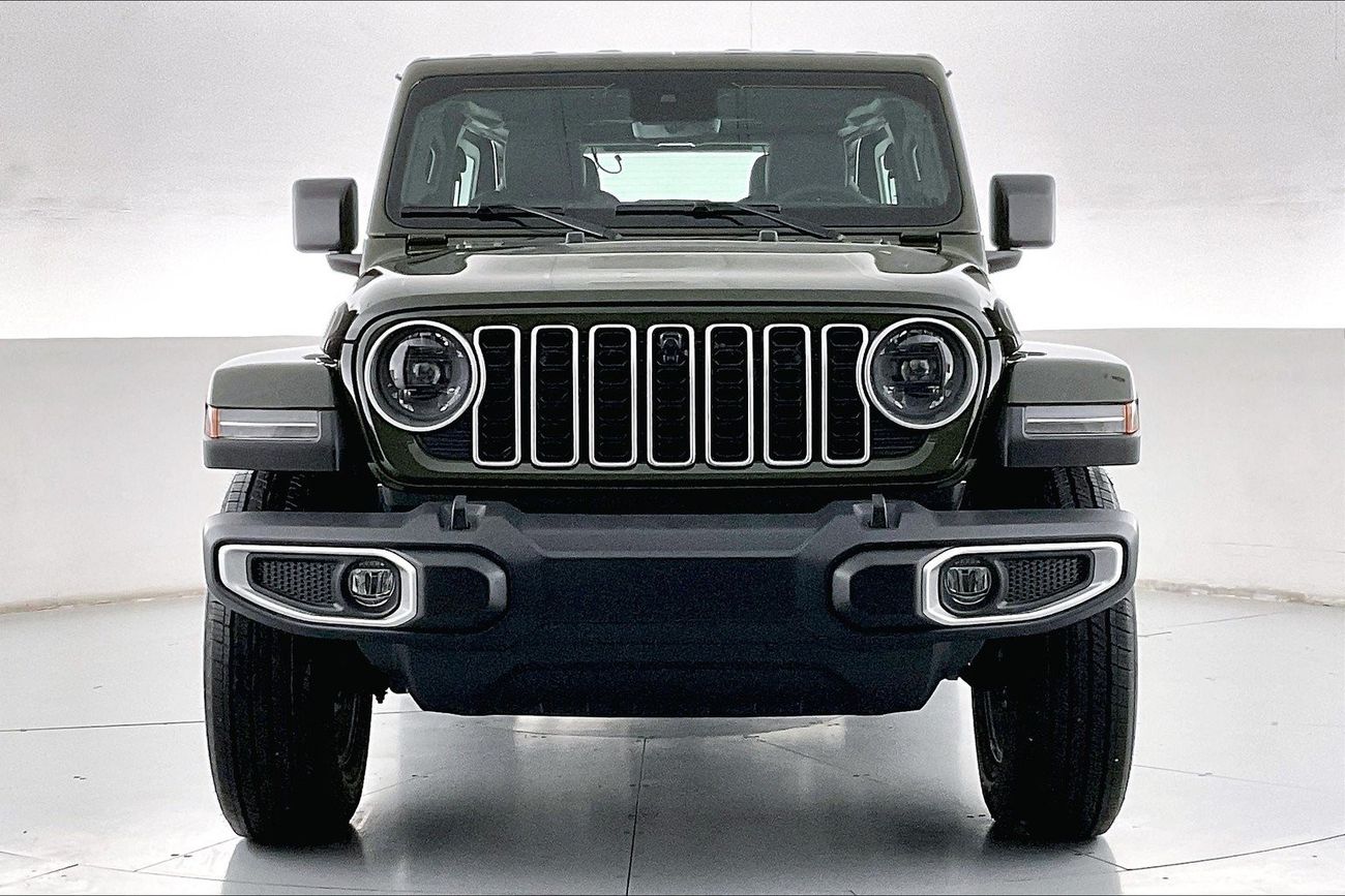 Jeep Wrangler Sahara Unlimited | 1 year free warranty | 0 down payment | 7 day return policy