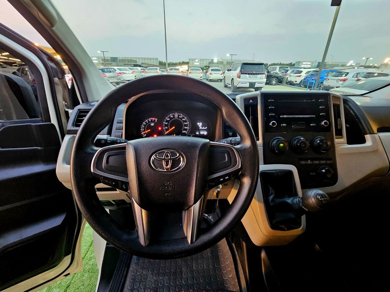 Toyota Hiace HIACE PASSENGER / PETROL MANUAL / 3.5 V6 / HIGH ROOF