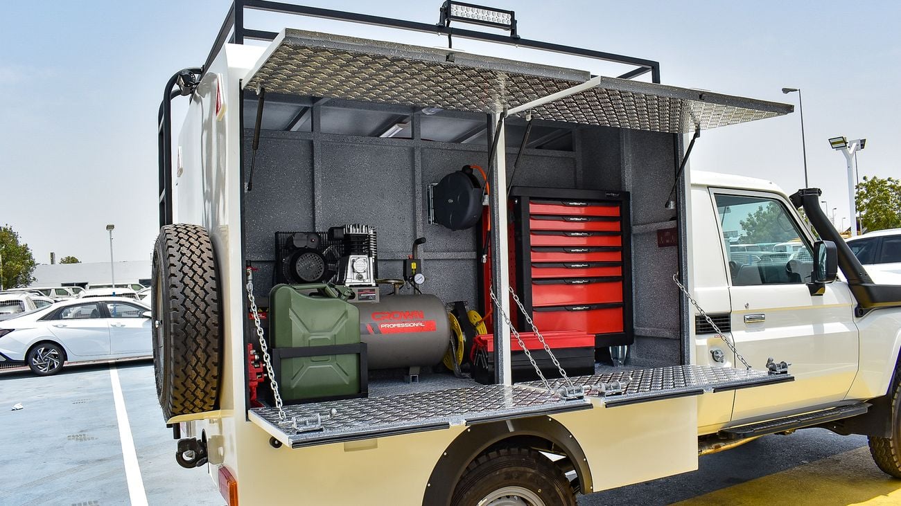 Toyota Land Cruiser Pick Up