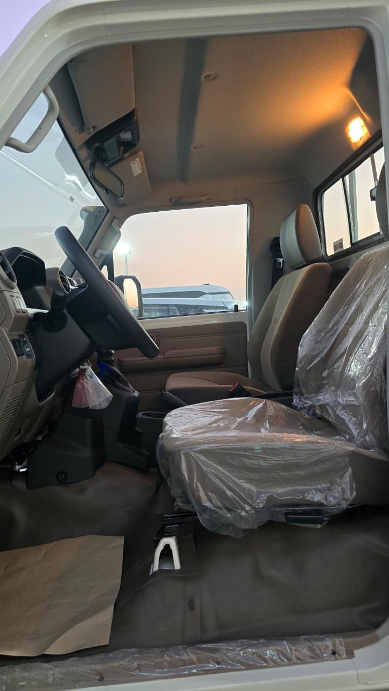 تويوتا لاند كروزر 70 LX 2.8L