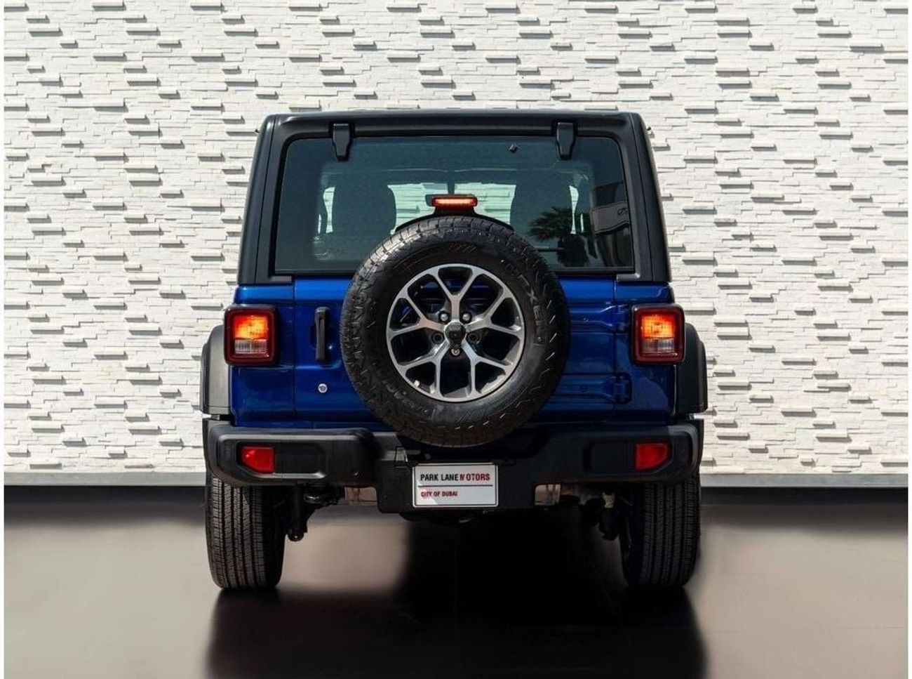 جيب رانجلر AED 2,202 PM • WRANGLER UNLIMITED SPORT • ONLY 61,000 KMS • PRISTINE CONDITION