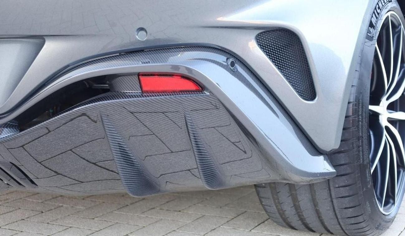 Aston Martin Vantage 2dr 5.2 RIGHT HAND DRIVE