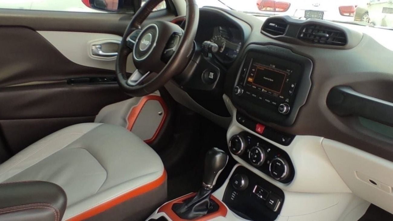 Jeep Renegade Sport jeep renegade  Model 2016 ( UAS_ SPEC) VERY GOOD CONDITION   * CAR IN VERY GOOD CONDITION, BUY