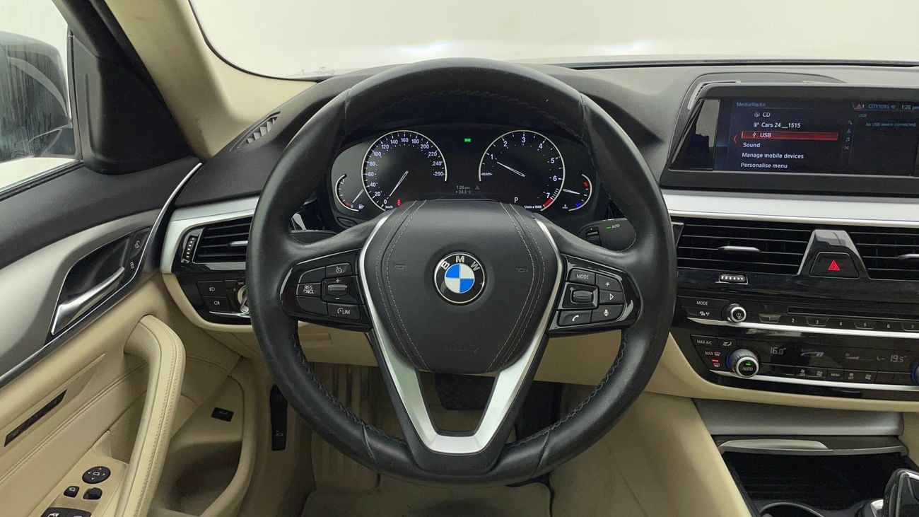 BMW 520i EXCLUSIVE 2 | Zero Down Payment | Home Test Drive