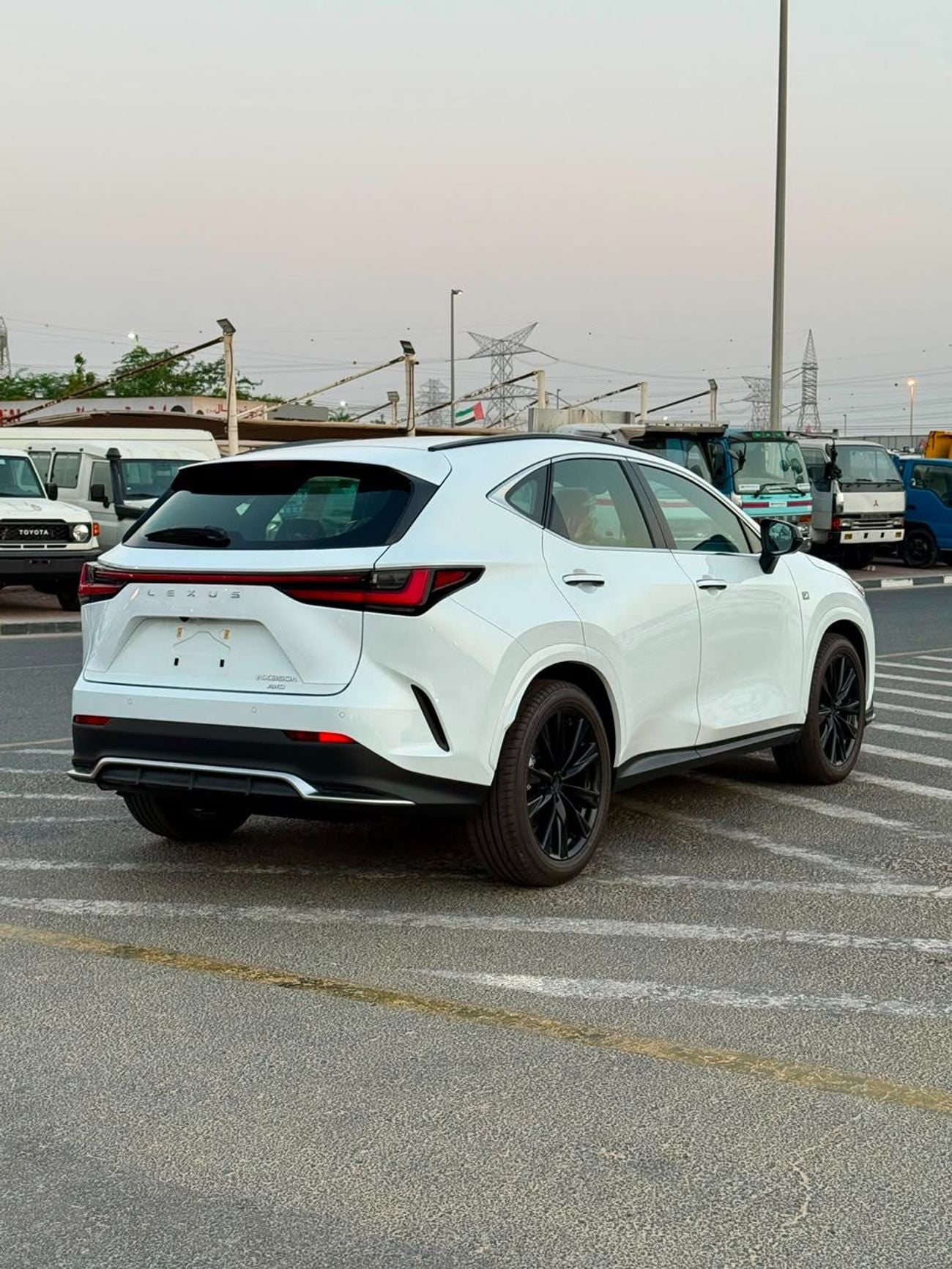 لكزس NX350h Lexus NX 350 h Platinum 2026