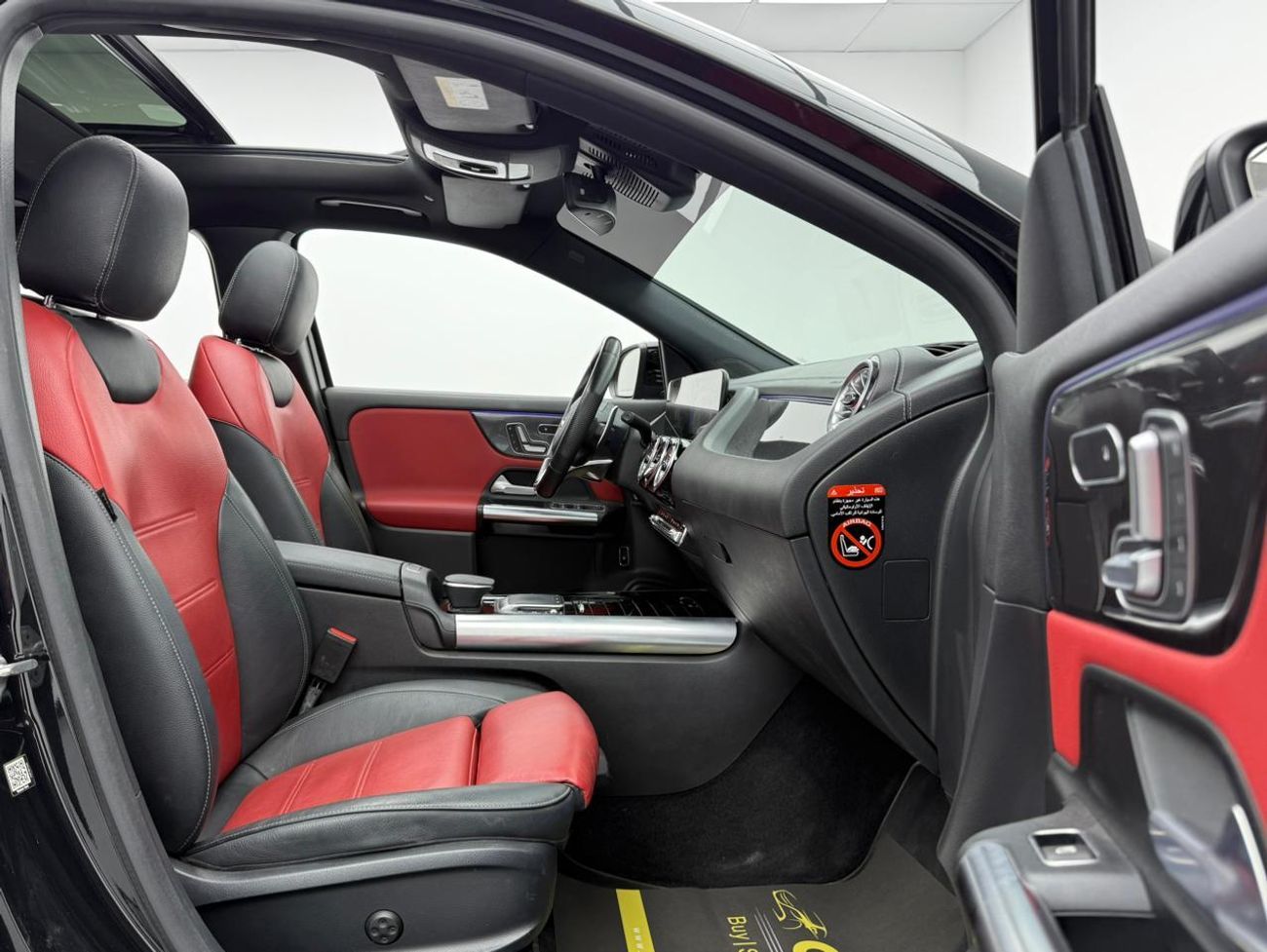 Mercedes-Benz GLA 35 AMG 4MATIC 2022 Mercedes-AMG GLA35 ,Gargash Warranty + Service Contract ,Full Gargash Service History ,G