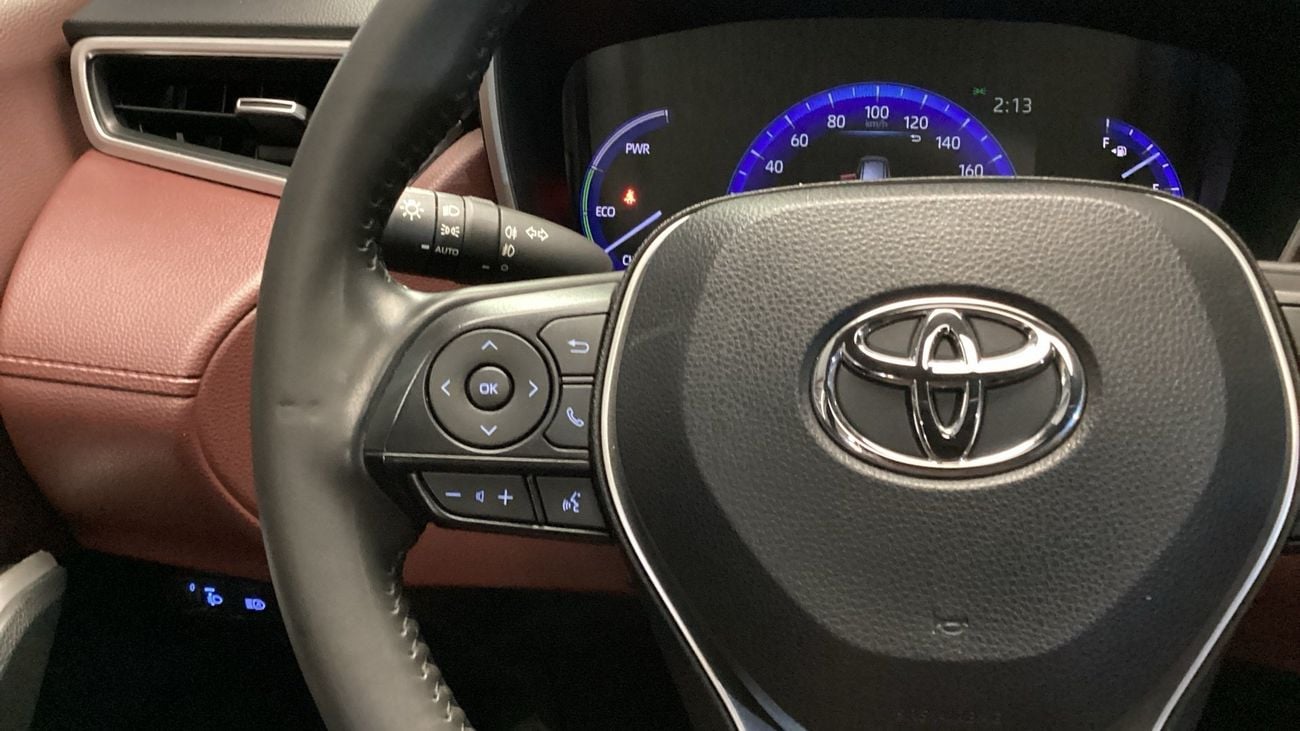 تويوتا كورولا كروس GLI | شامل الضمان | 0 ﺪﻔﻋﺓ ﺃﻮﻟﻯ