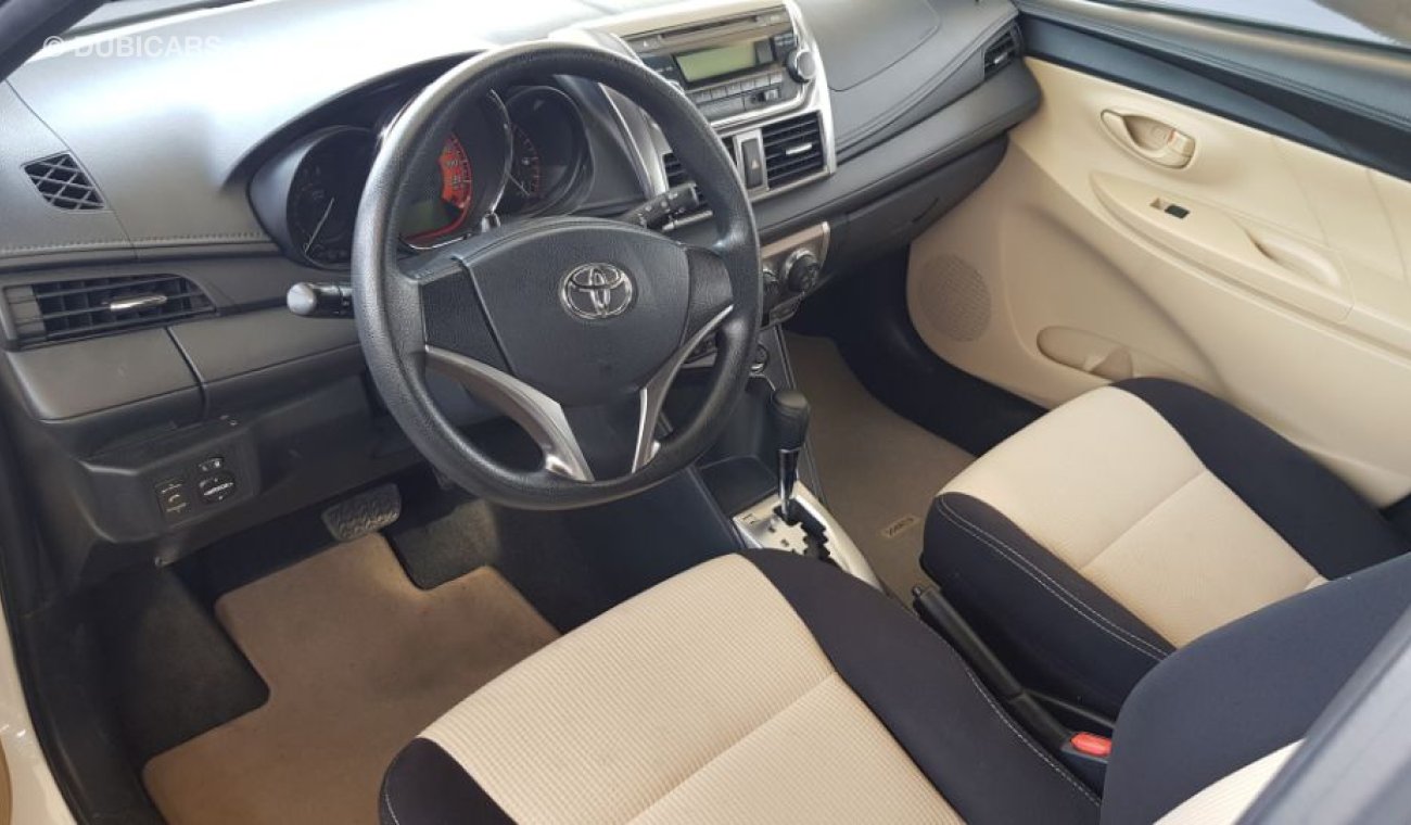 Toyota Yaris 2016  gcc specs low mileage