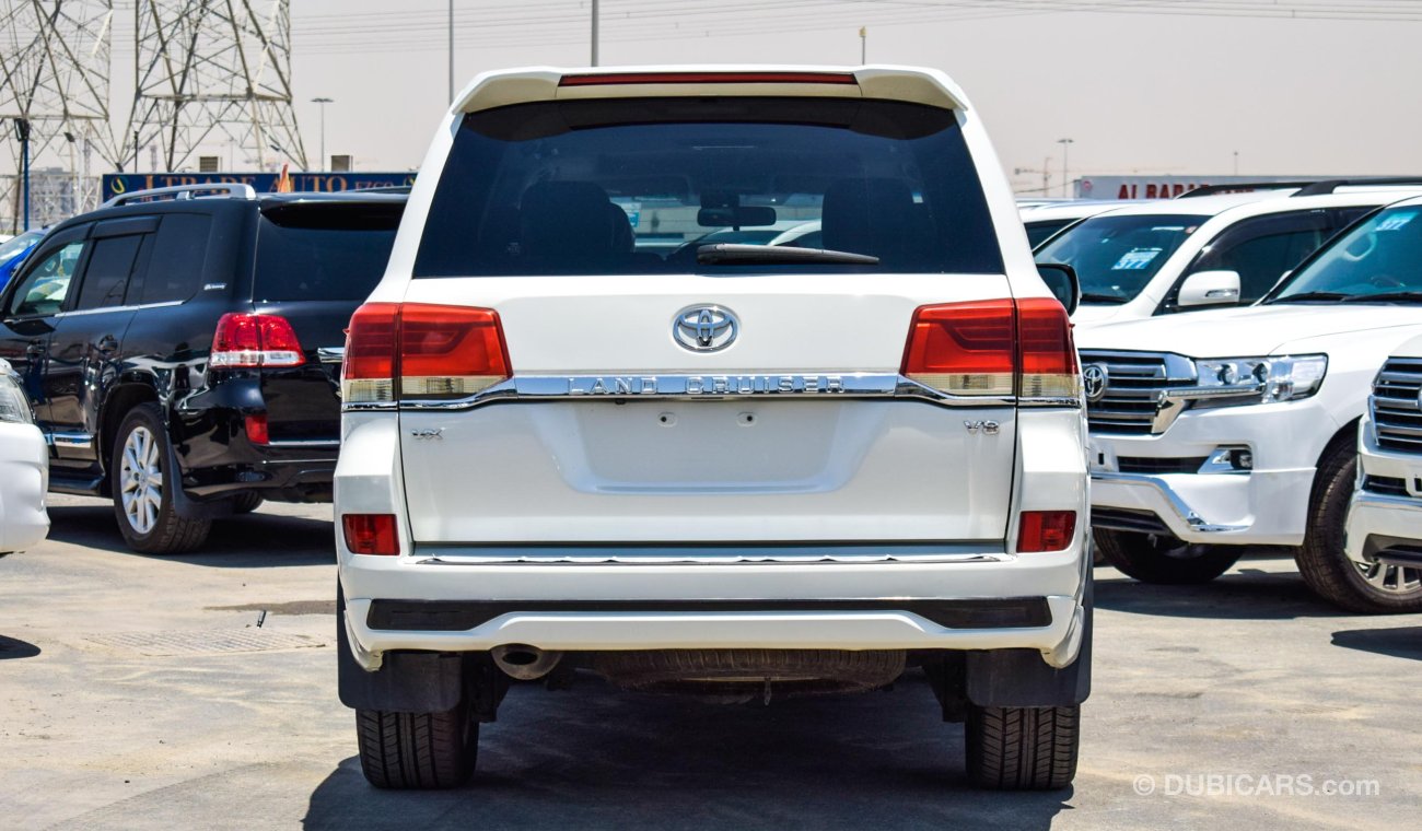 Toyota Land Cruiser VX With 2019 Model Facelift