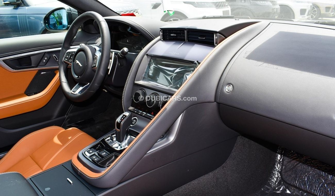 جاكوار F Type 2.0