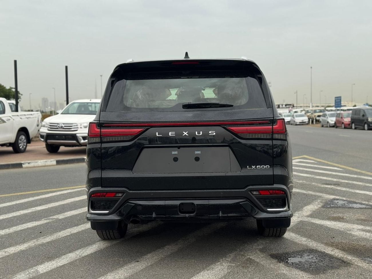 لكزس LX 600 F-Sport 3.5L