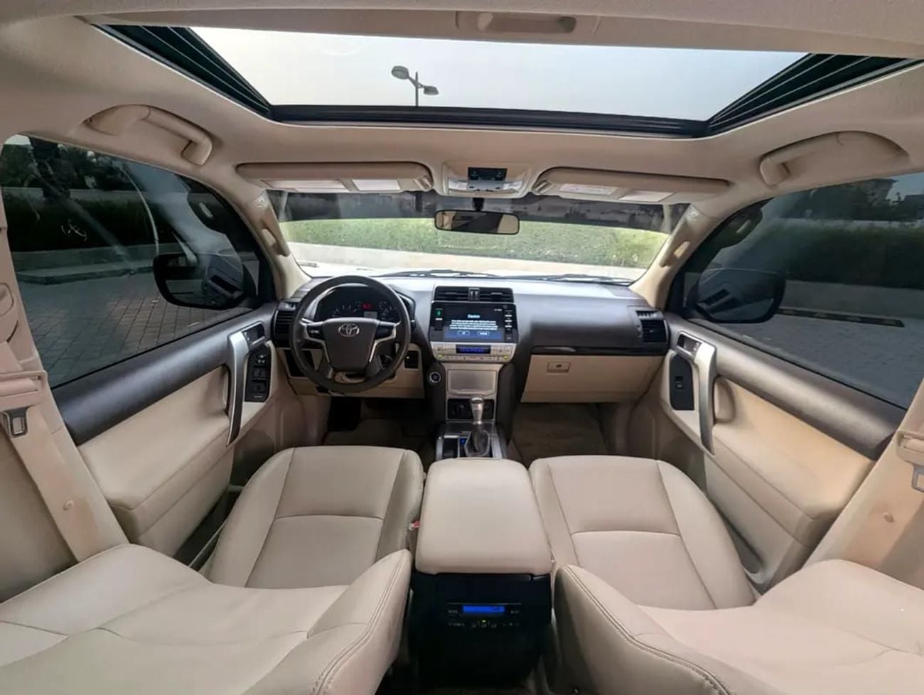 Toyota Prado TX-L Top full Option V6 4.0L GCC specs Excellent Condition