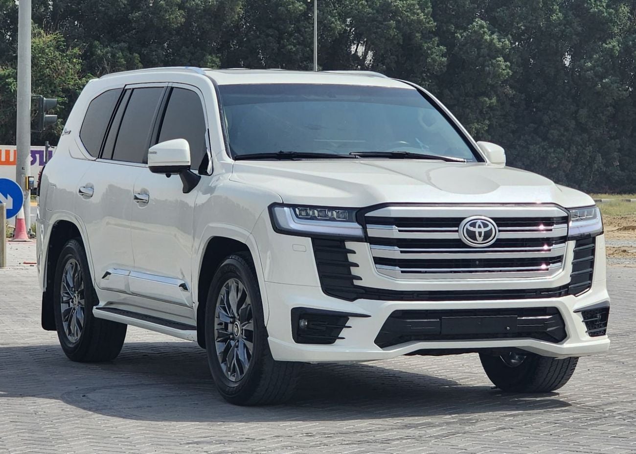 Toyota Land Cruiser GXR Upgrade 2024