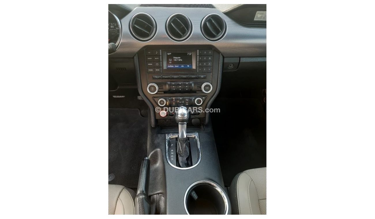 Ford Mustang GT Ford Mustang mobile 2016 Excellent Conditio  (USA - SPEC)  VERY GOOD CONDITION