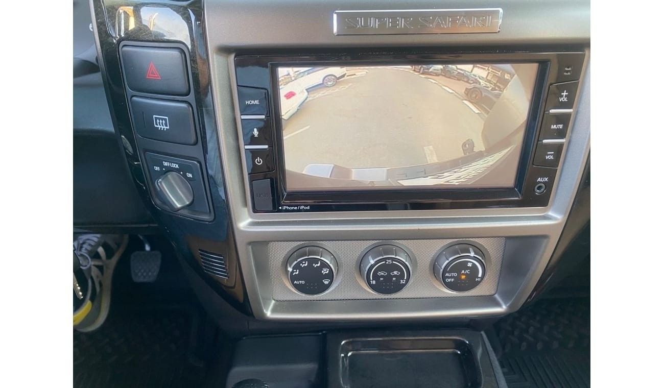 نيسان باترول سوبر سفاري