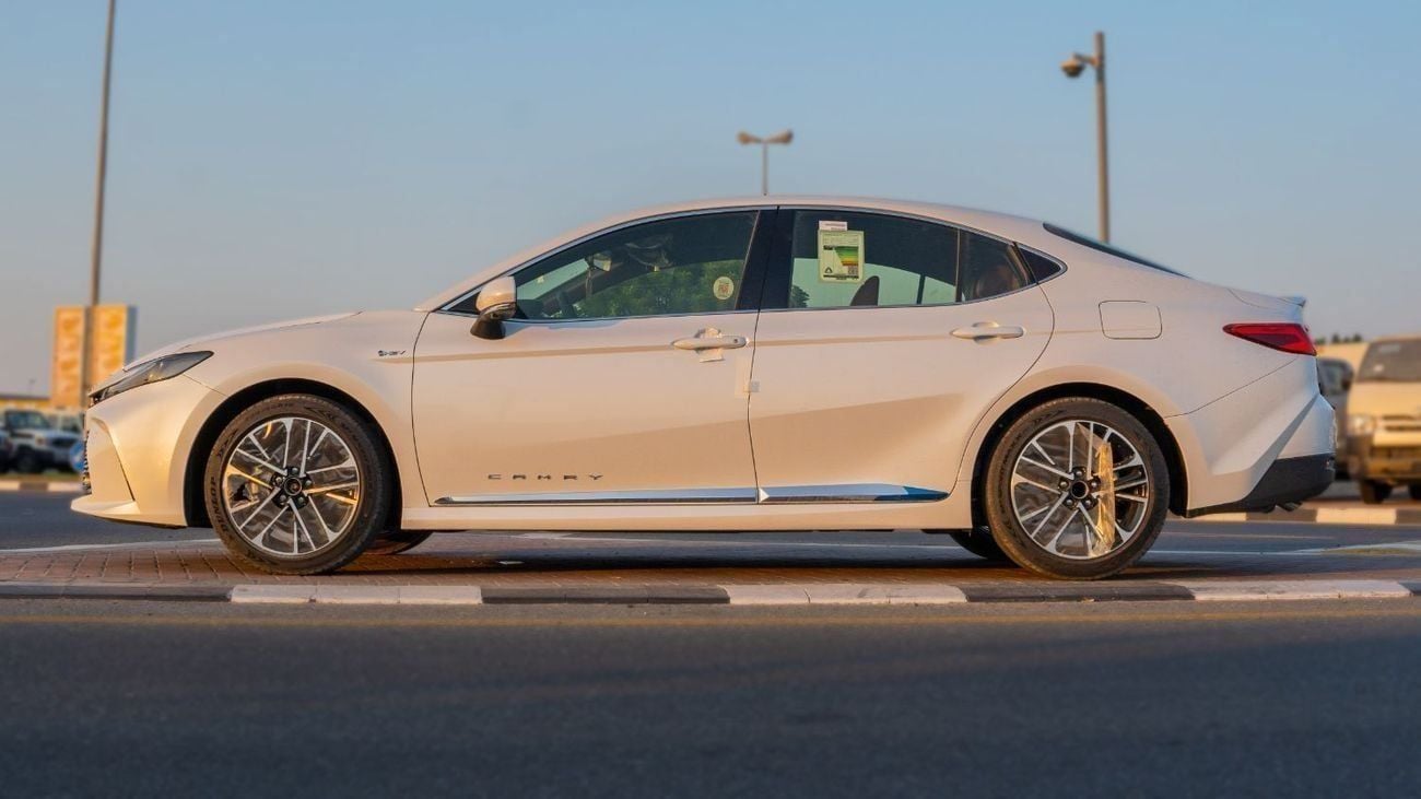 تويوتا كامري 2026 Toyota Camry Lumiere 2.5L HEV Full option (White)