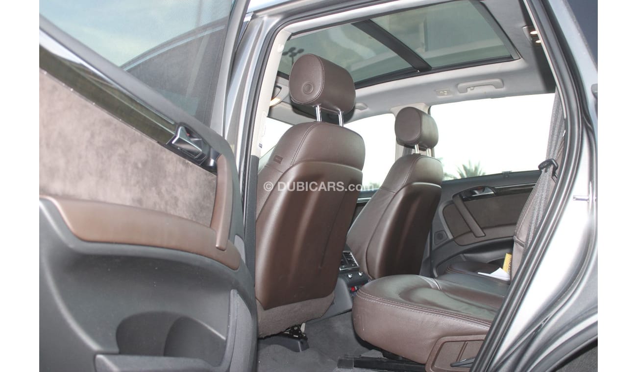 Audi Q7 Audi Q7 GCC in excellent condition, full option No. 1 without accidents, very clean from inside and 