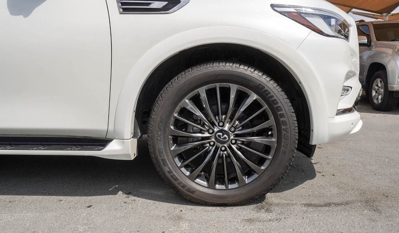 إنفينيتي QX80
