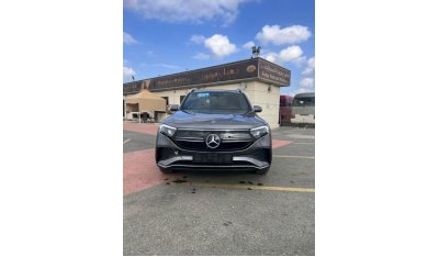 مرسيدس بنز EQB 300 Mercedes-Benz EQB300 4MATIC