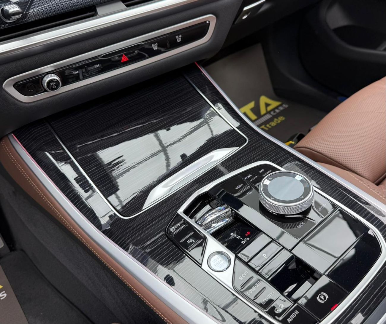 بي أم دبليو X5 40i M Sport 3.0L 2025 BMW X5 xDrive40i M-Sport PRO, 2029 BMW Warranty + Service Pack, Full BMW Servi