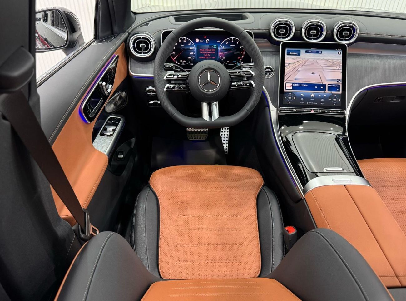 Mercedes-Benz GLC 200 4Matic *Brand New* 2025 Mercedes Benz GLC200 AMG 4MATIC, 5 Years Mercedes Warranty, Delivery Kms, GC