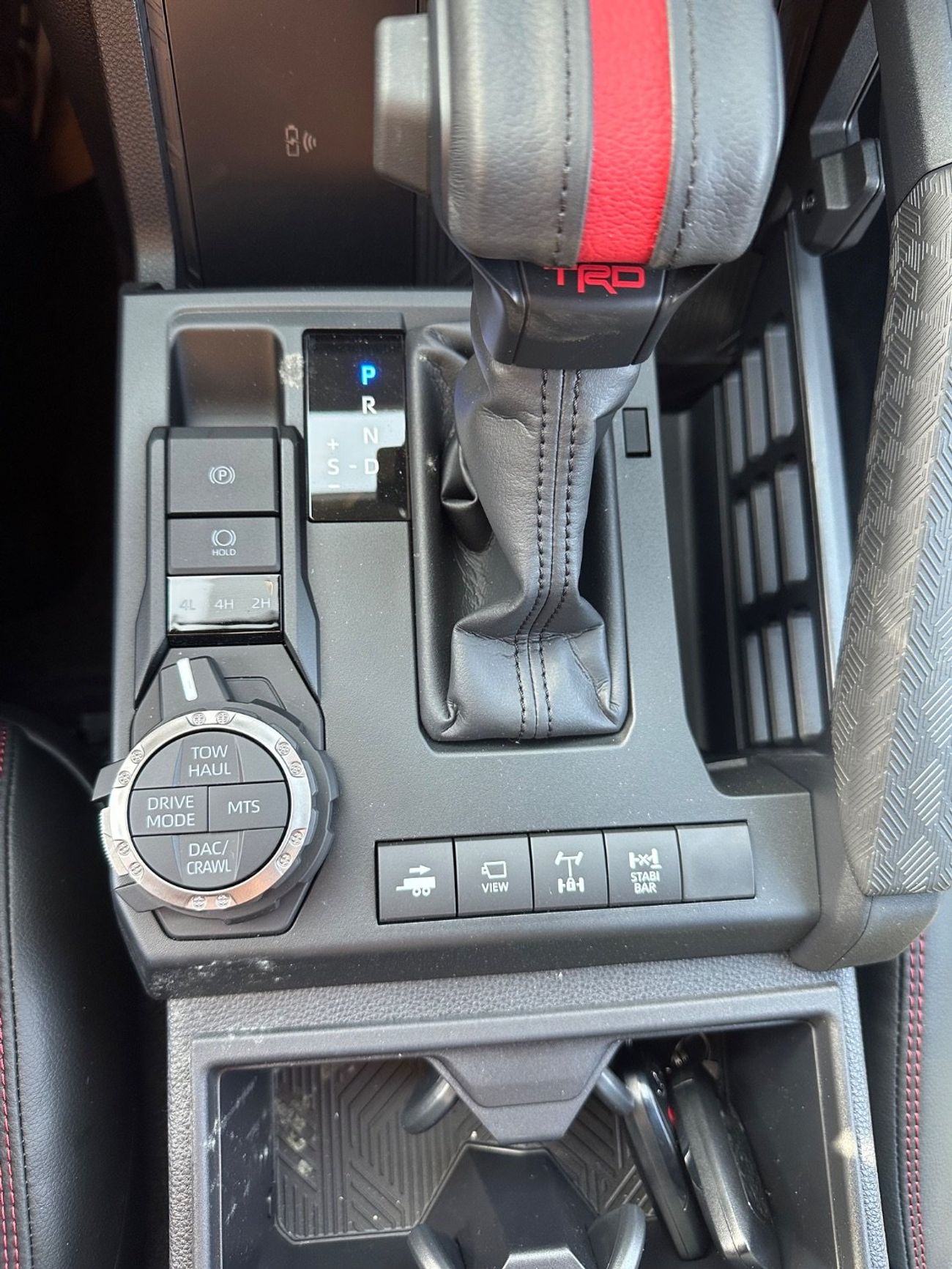 تويوتا Runner4 TRD PRO 2.4 I-force Max Hybrid 2.4