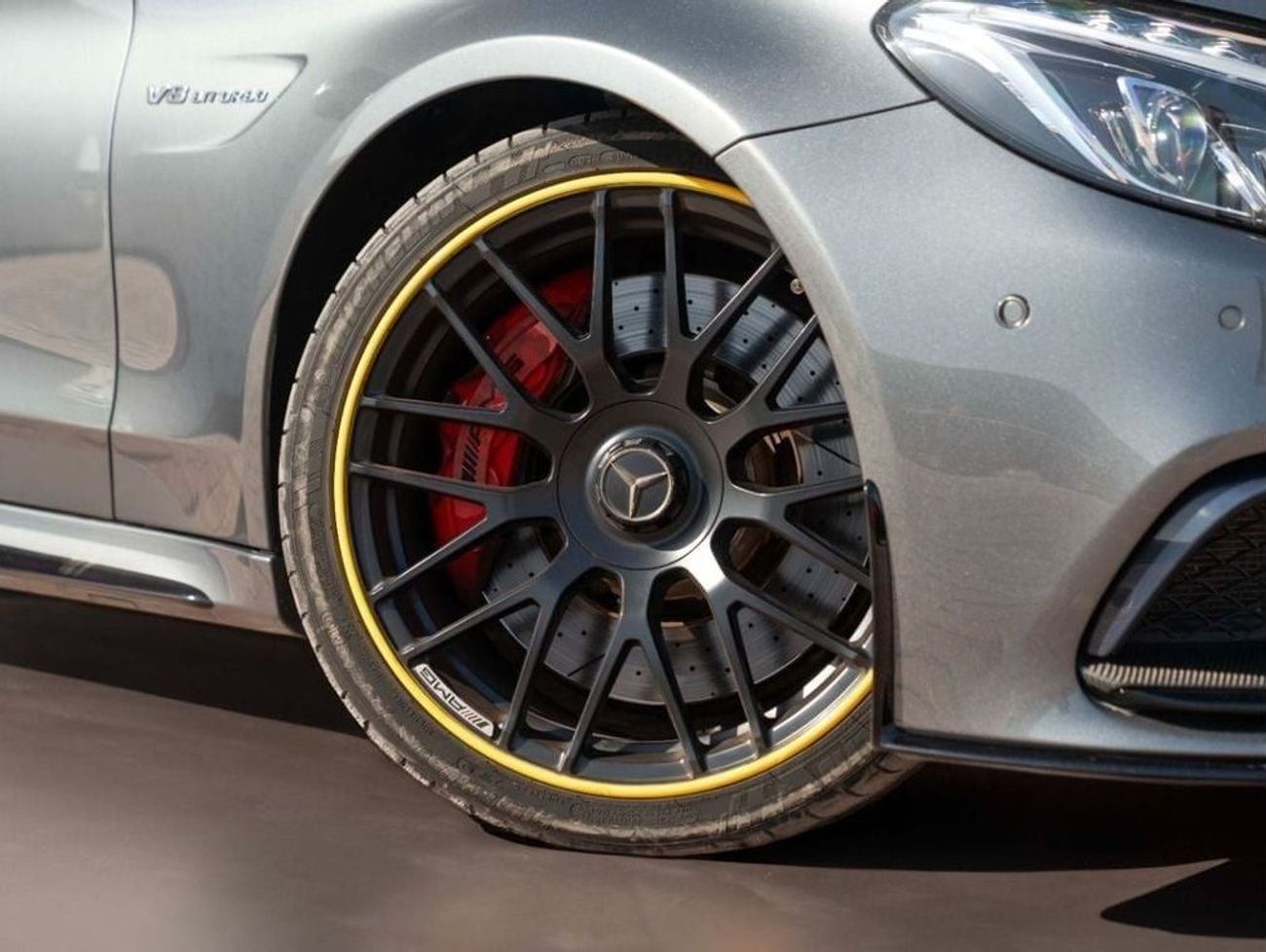 Mercedes-Benz C 63S AMG Std 4.0L (4 Seater)