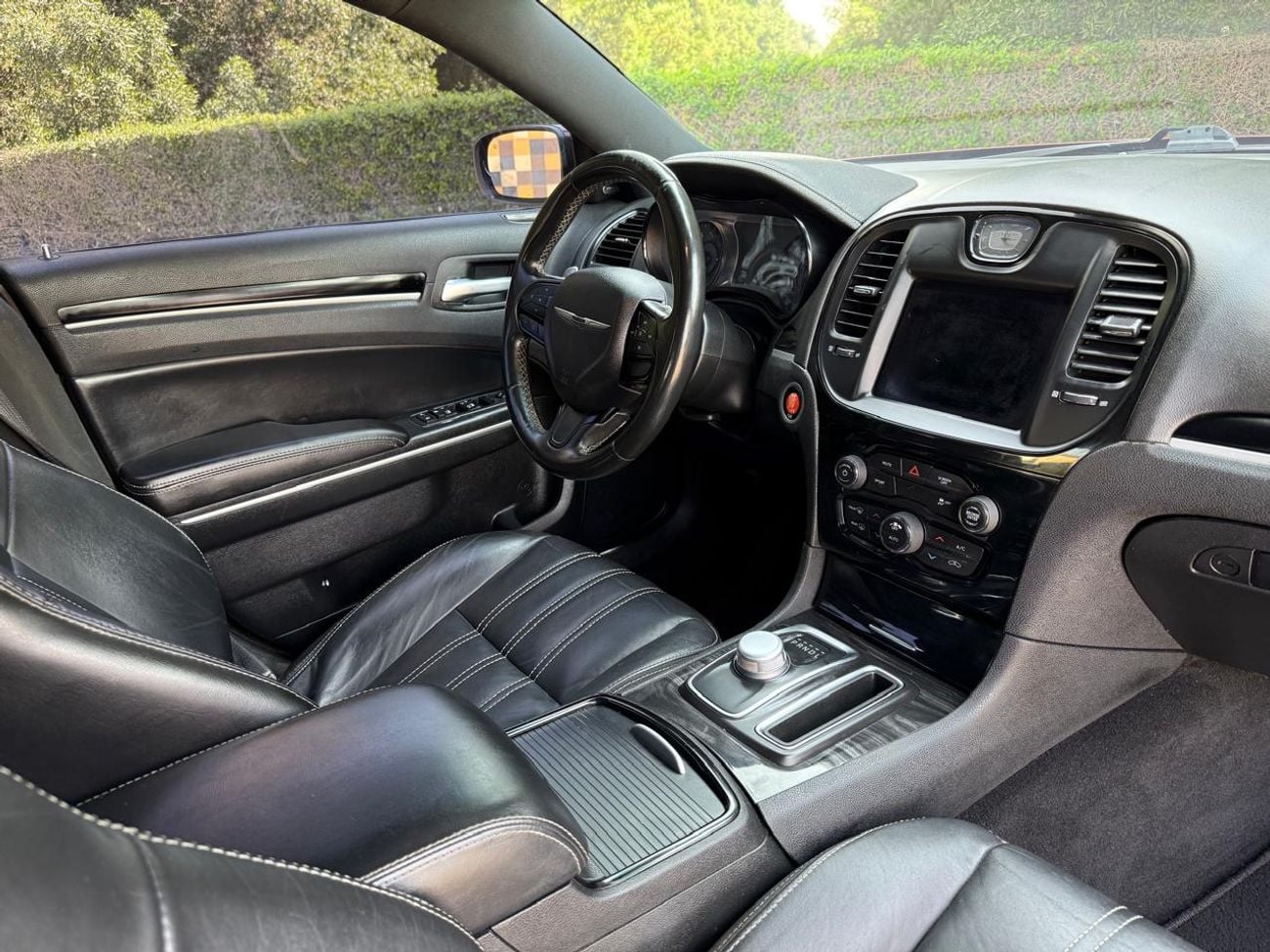 كرايسلر 300C PLUS