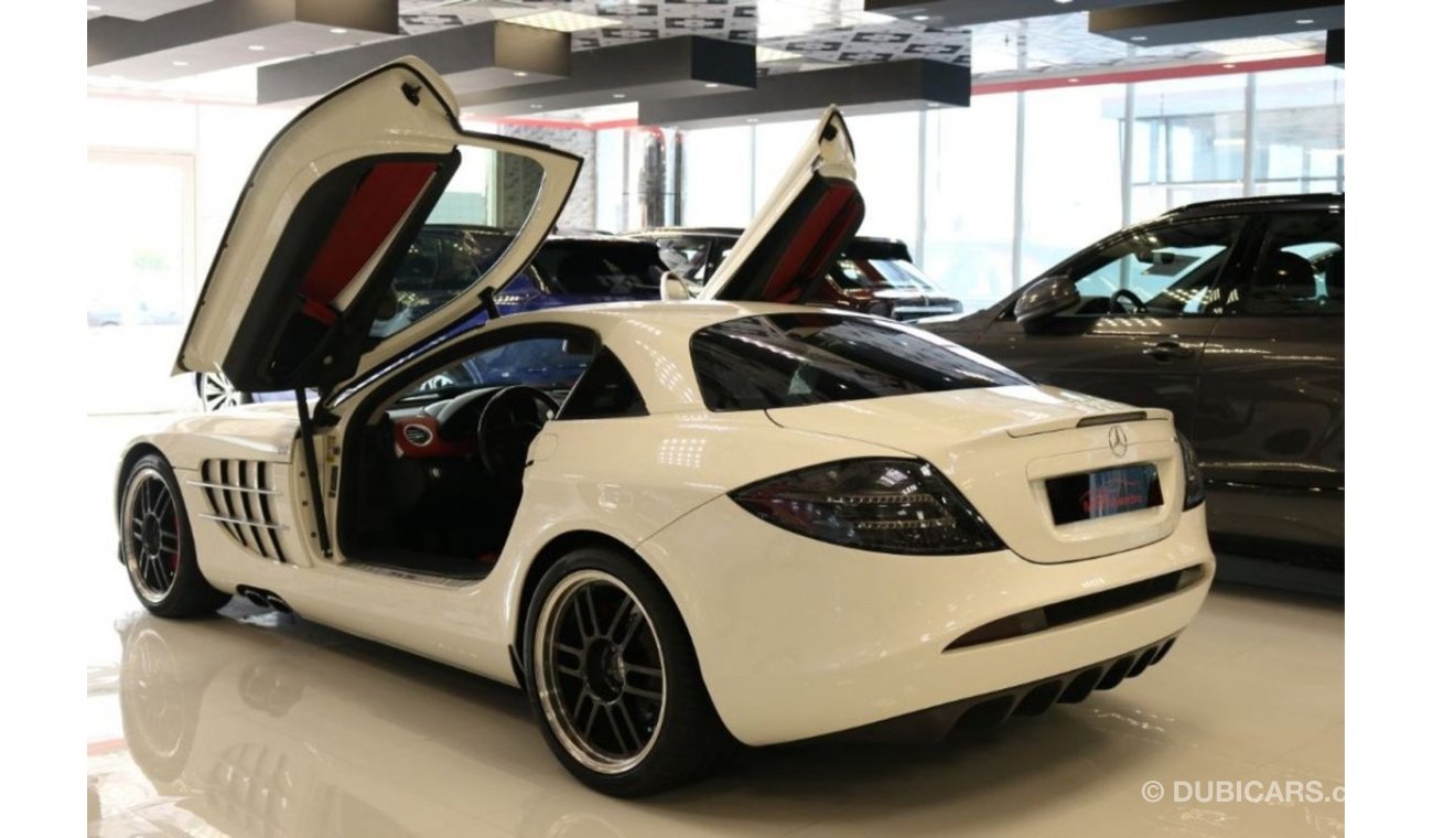 مرسيدس بنز SLR MERCEDES SLR 722 ORIGINAL BODY KIT -2006-23000 KM