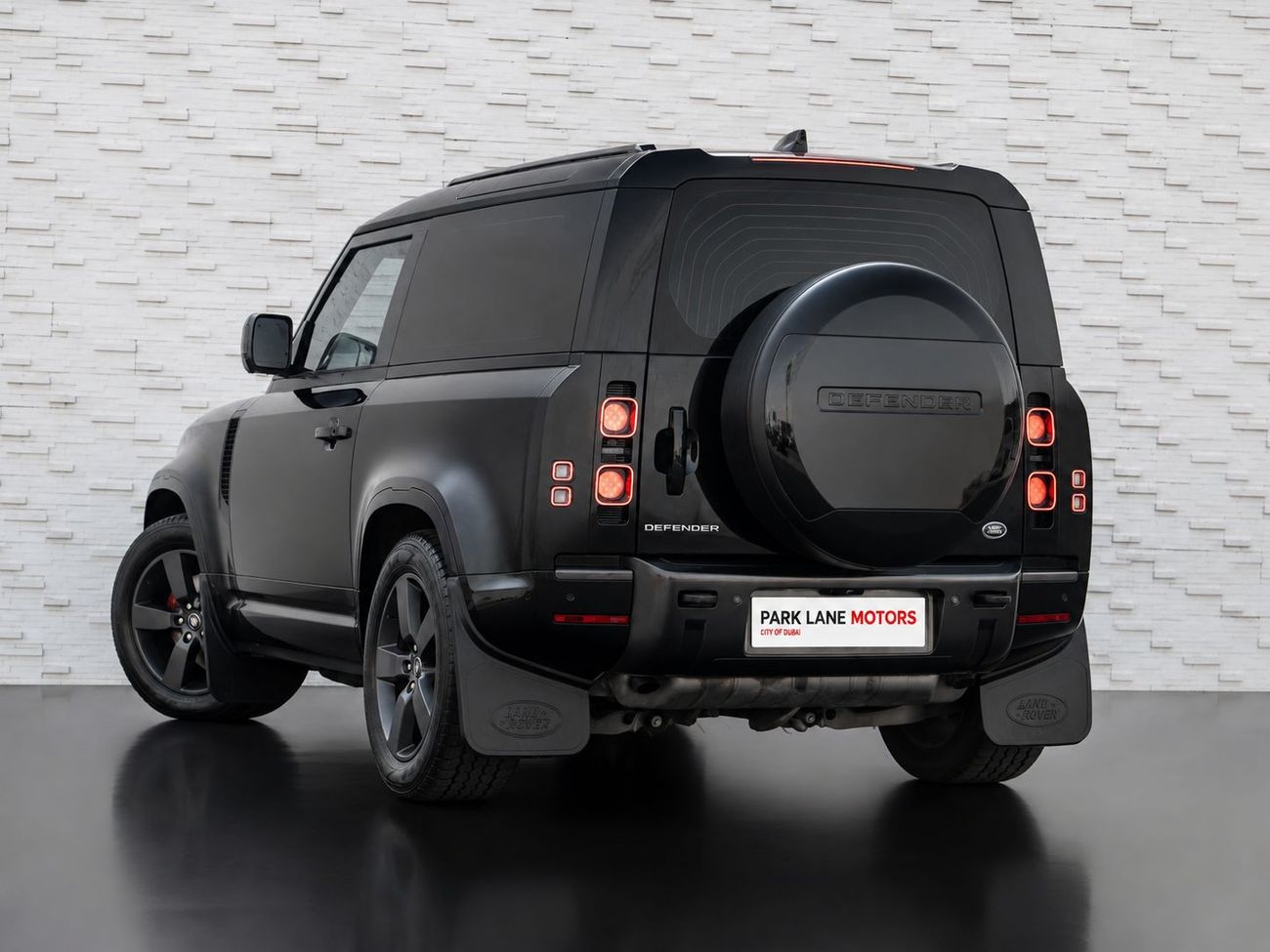 لاند روفر ديفندر 90 X P400 3.0L