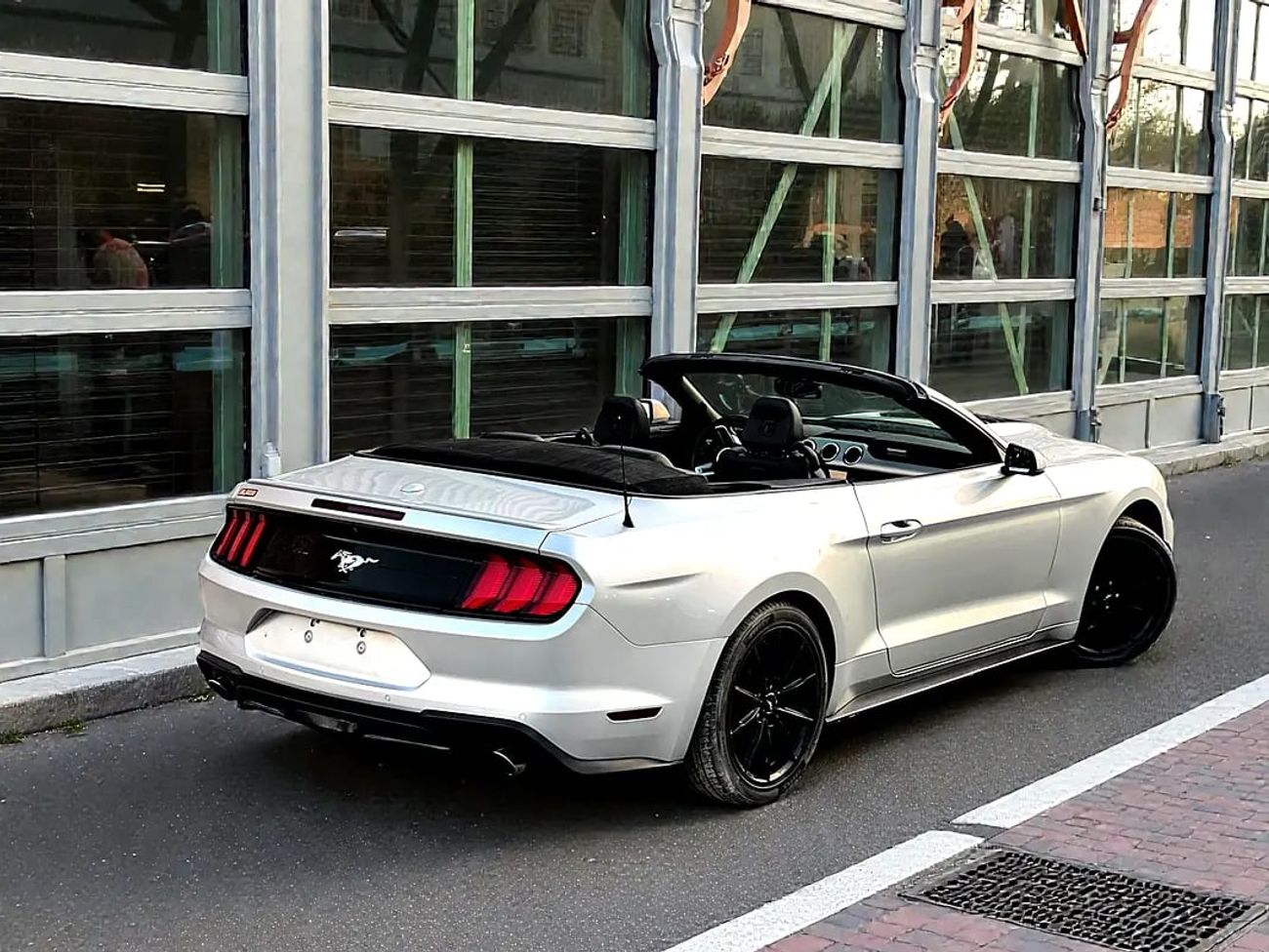 Ford Mustang EcoBoost 2.3L Coupe A/T | ECOBOOST | CONVERTIBLE | WELL MAINTAINED