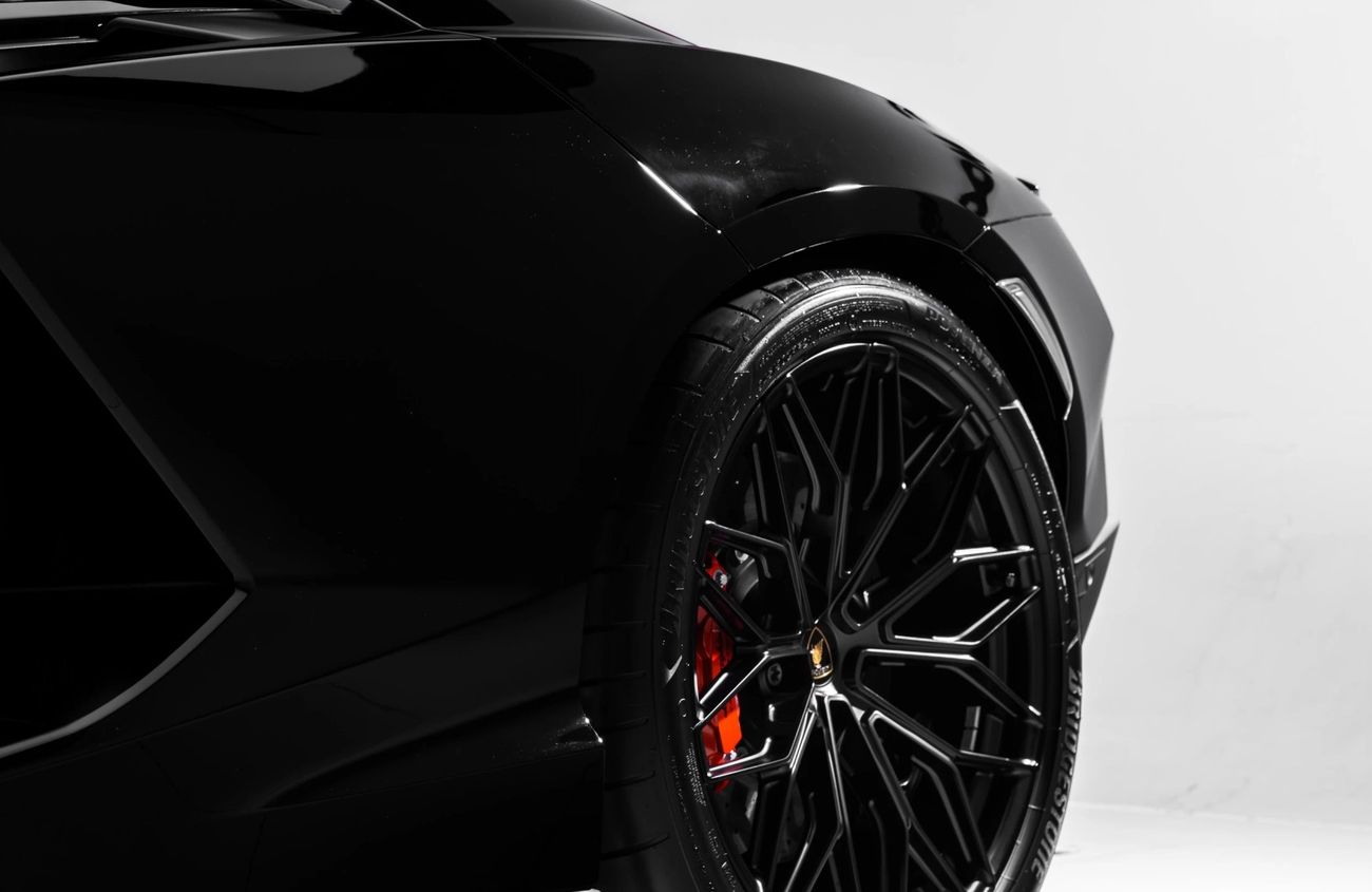 لامبورغيني ريفويلتو 6.5L V12 Naturally Aspirated Engine + eMotor | Warranty