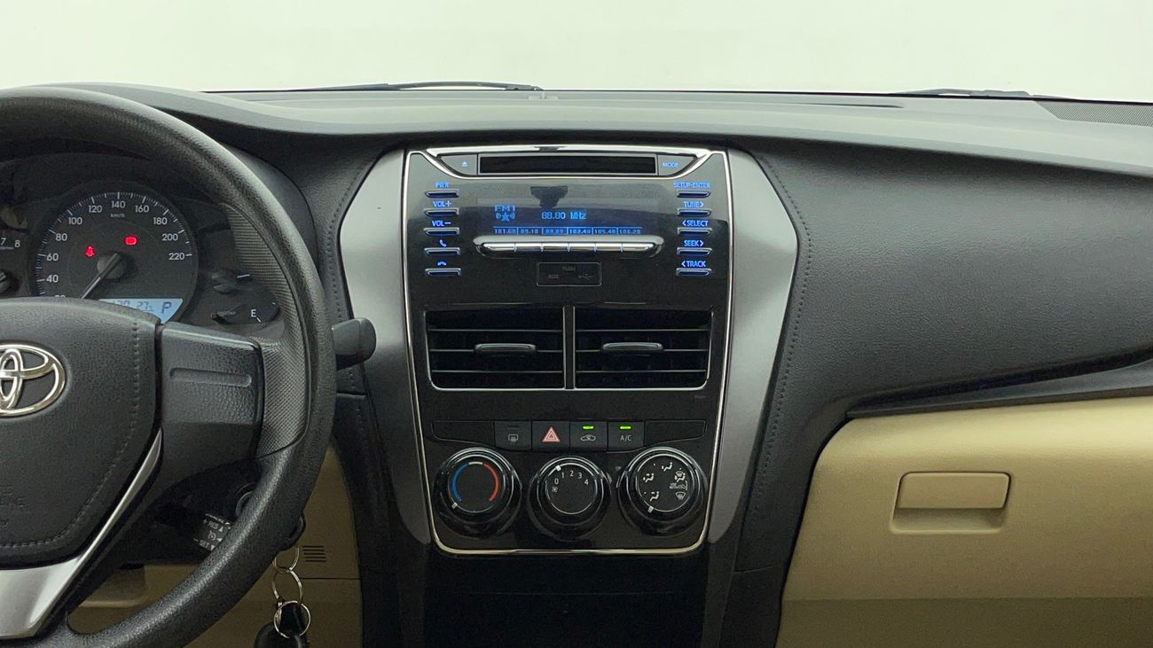 تويوتا يارس SE 1.5 | بدون دفعة مقدمة | اختبار القيادة في المنزل