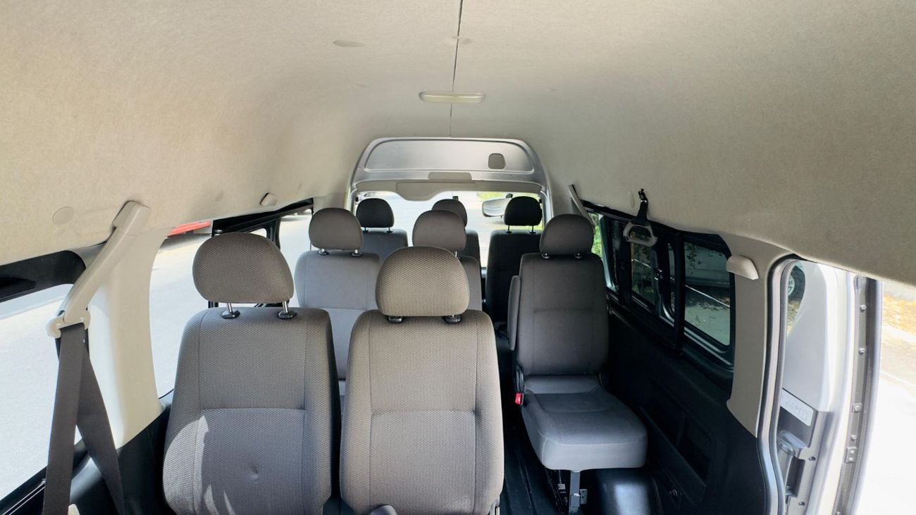 Toyota Hiace 13 SEATER | 2.0L PETROL ENGINE | AUTOMATIC TRANSMISSION | 2018