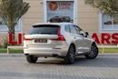 فولفو XC 60 T5 Momentum 2.0L AWD Volvo XC60 T5 2021 GCC under Agency Warranty and Service Contract with Flexible