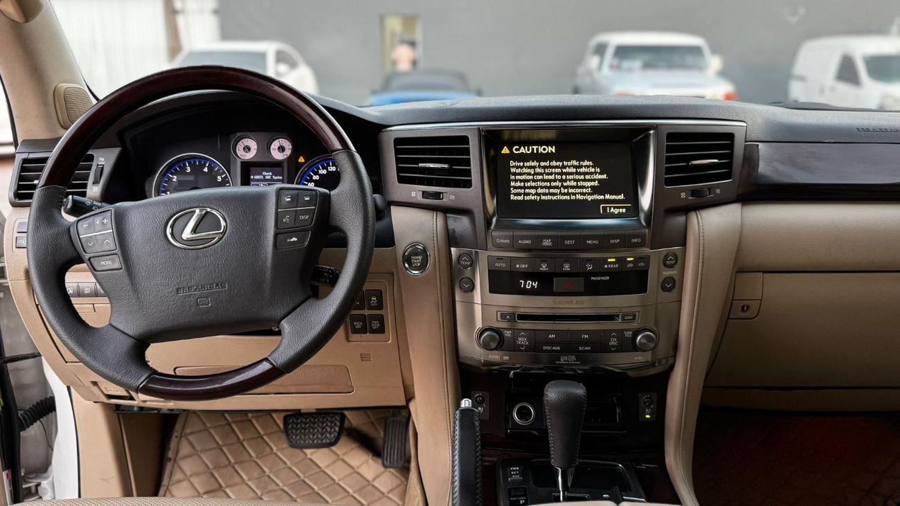 لكزس LX 570