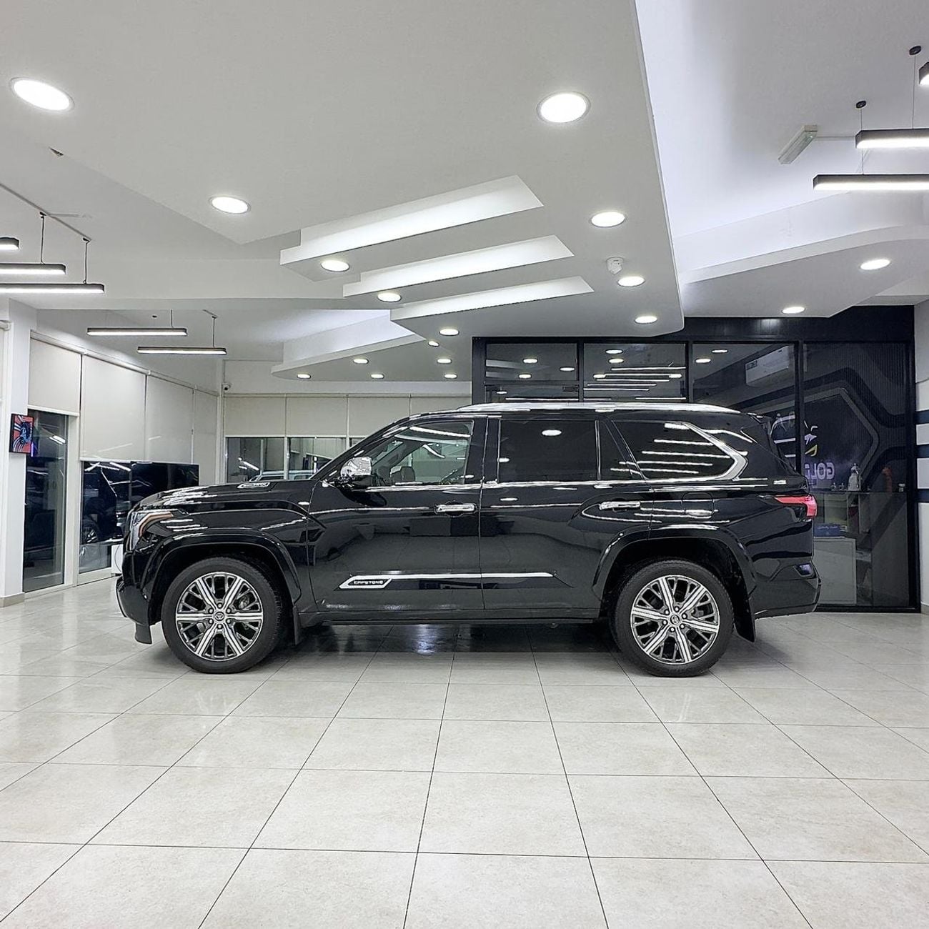 Toyota Sequoia Capstone hybrid