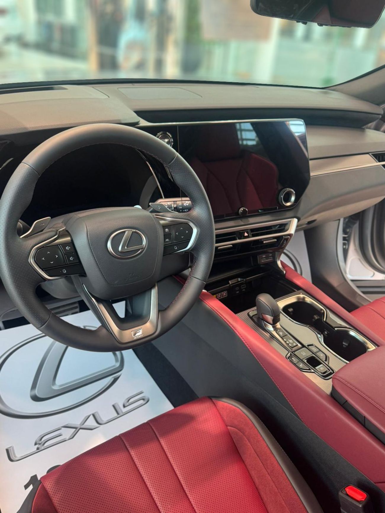لكزس RX 350 2025 Lexus RX350 F-sport 2.4L AT Petrol AWD (Silver-Red)