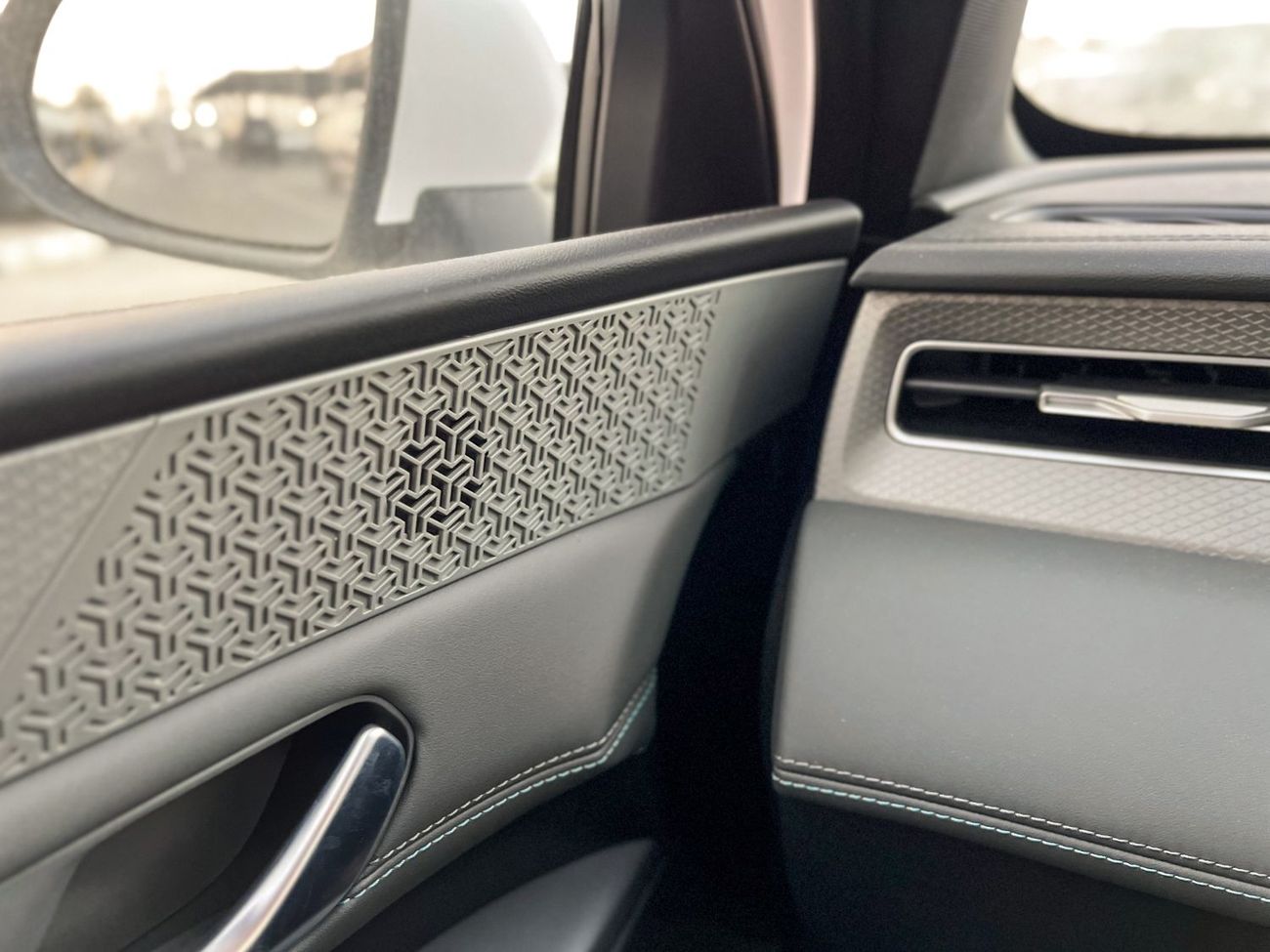 BYD QIN PLUS LOCAL REGISTRATION PRICE - BYD QIN PLUS DM-i 1.5L Plug-in Hybrid