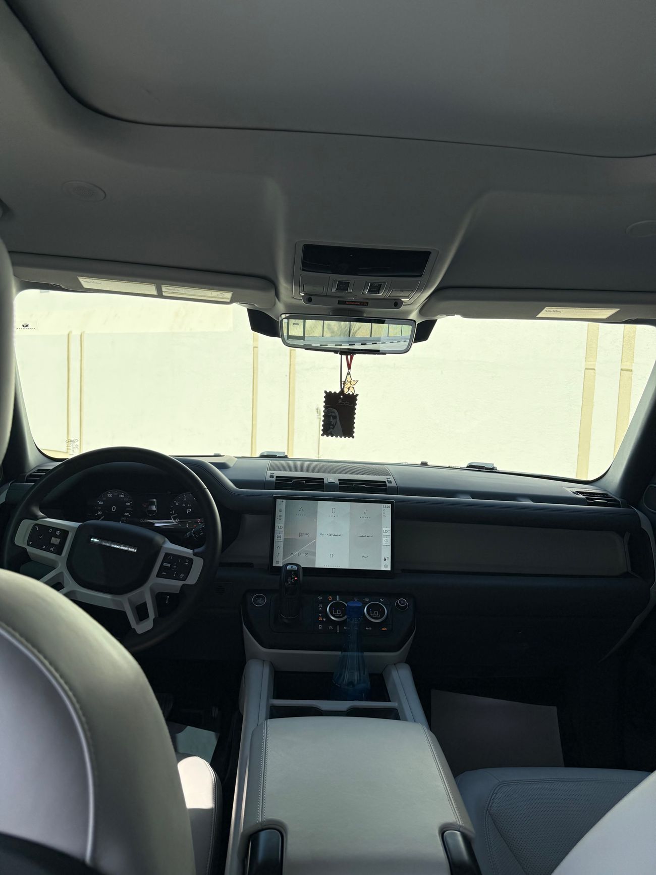 Land Rover Defender 110 X-Dynamic SE P400 3.0L