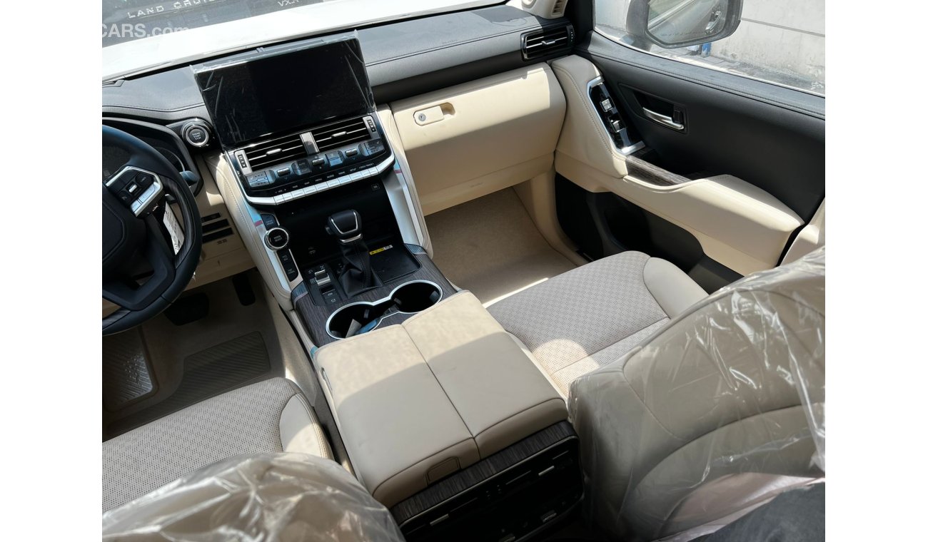 Toyota Land Cruiser VXR 3.5L / Memory Seats / Radar / Back Seats Automatic / FULLY LOADED ( CODE # 3166)