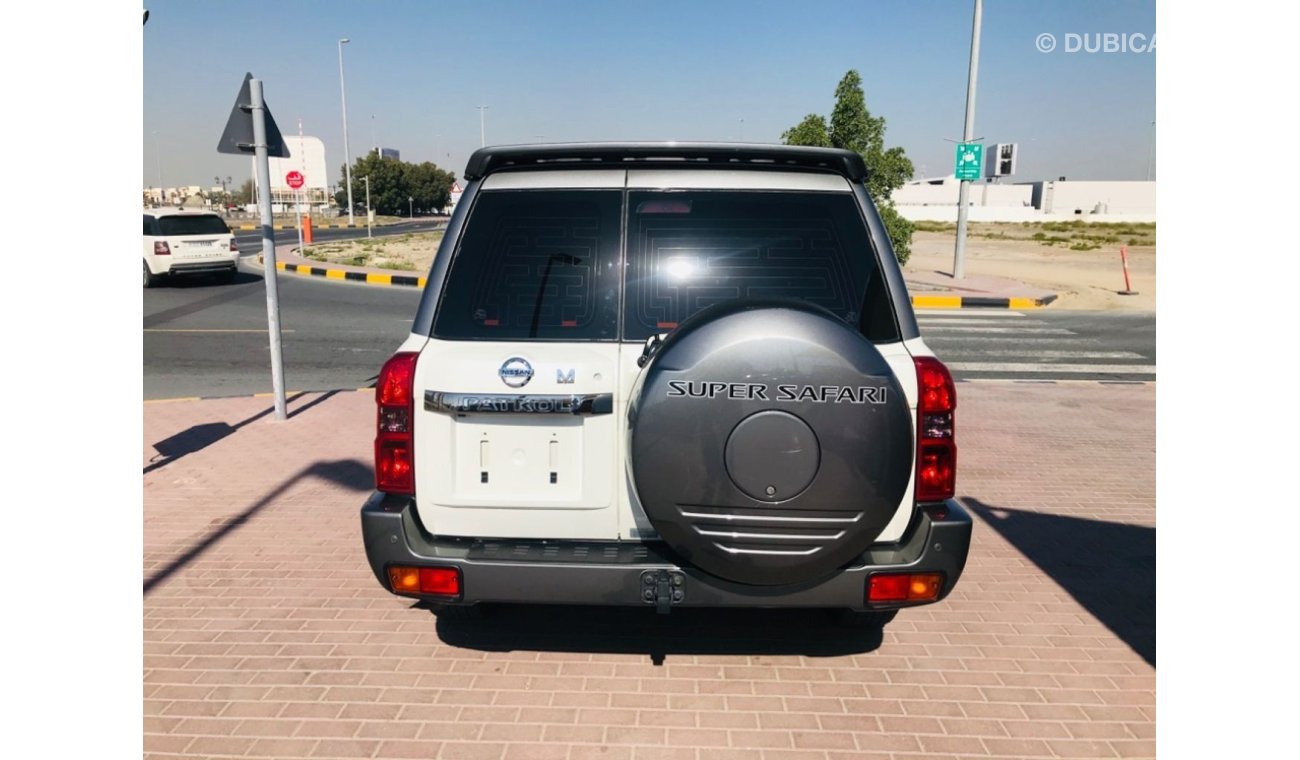 Nissan Patrol Super Safari