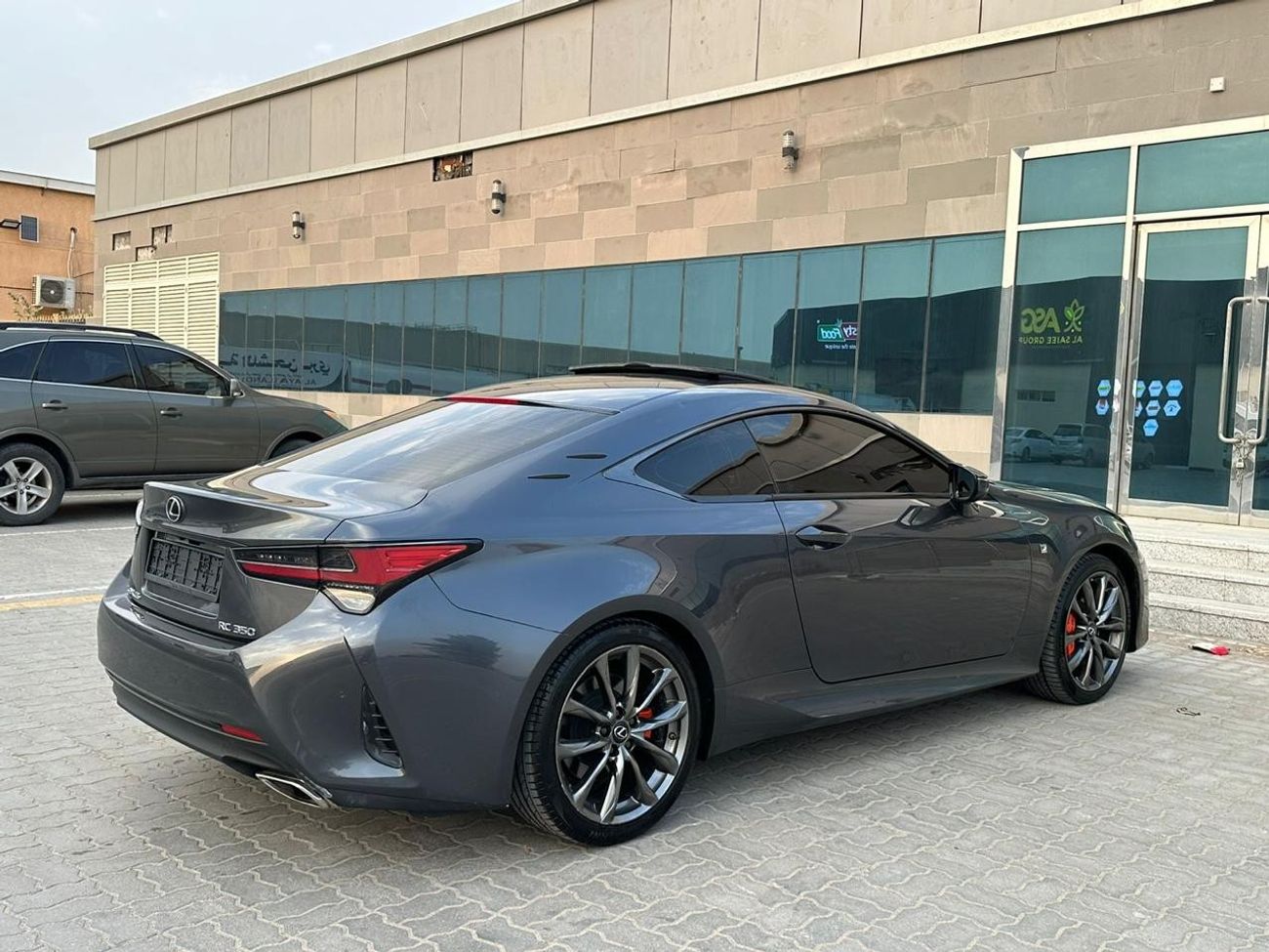 لكزس RC 350 F سبورت
